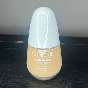Clinique Even Better Clinical Foundation